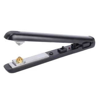 Nahrievacie kliešte na tvarovanie prechodiek(grometiek) v ráme bedmintonovej/tenisovej rakety