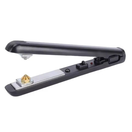 Nahrievacie kliešte na tvarovanie prechodiek(grometiek) v ráme bedmintonovej/tenisovej rakety